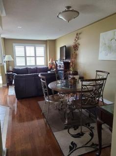Top Floor of House in S Vaughan All to Yourself - Vaughan - 3
