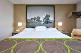 Super 8 by Wyndham Amarillo - 2