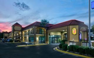 Super 8 by Wyndham Mobile/Tillmans Corner - Tillmans Corner - 9