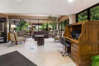 Best Western Braddock Inn - La Vale - 9