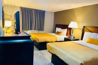 Super 8 by Wyndham Benton Harbor St Joseph - 5