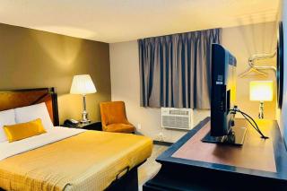 Super 8 by Wyndham Benton Harbor St Joseph - Benton Harbor - 2