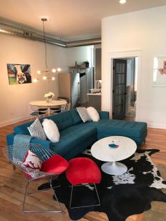 Walk to Lincoln Park, North Avenue Beach, and Second City! Lovely Old Town Charm! condo - Chicago - 7
