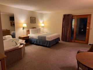 Four Seasons Inn - Maggie Valley - 6