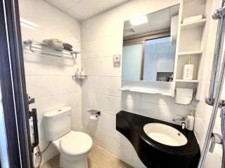 DayInn, Skyhouse BSD Lux and Homey Studio, near AEON BSD and ICE BSD - 3