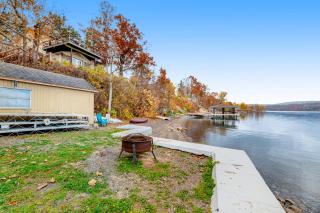 Live Laugh Lake - 6