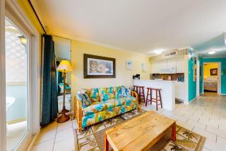 Victorian Condos Barefoot Beach Haven - Galveston - 6