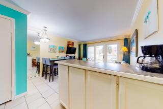 Victorian Condos Barefoot Beach Haven - Galveston - 2