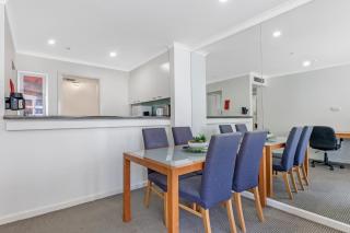 Comfy One Bedroom Apartment In Heart of The Rocks - Sydney - 3
