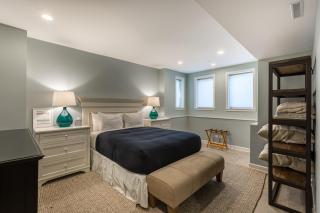 PET FRIENDLY! Charming and Cozy - Close to DePaul and Public Transit apts - Chicago - 0