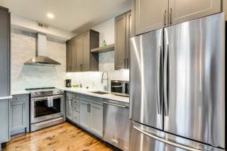 Old Town Chicago at it's finest! Pet Friendly & Recently Renovated Top-Floor Condo Has Everything You Need for a Perfect Windy City Getaway condo - Chicago - 7