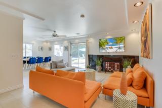 Cheerful villa with Pool, Spa, & Private Pickleball Court! - Bermuda Dunes - 8
