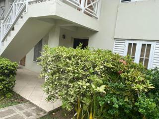 Finest Accommodation Renfrew Place 1 Bedroom Apt # 42 New Kgn 4--12 Renfrew Rd - 3
