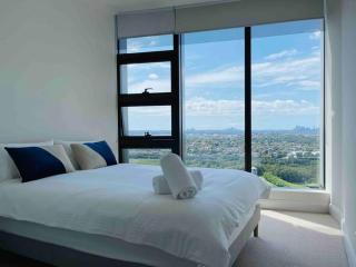 Panoramic City View 3bed2bath condo Wi-Fi Parking - Sidney - 2