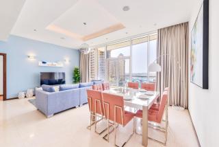 Tiara · Luxury Palm Jumeirah · Private Beach and Pool! - Dubai - 0
