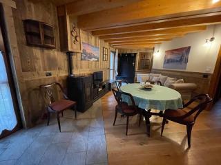WILDHOMES Wild Wolf Lodge - Courmayeur - 4