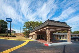 Travelodge by Wyndham Macon West - Macon - 7