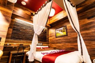 Petit Bali Forest Shinjuku Sanchōme - 0