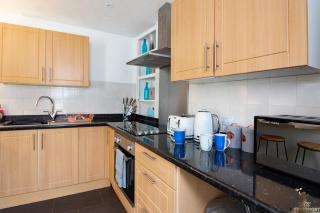 Modern Quirky Exeter City Cottage 2 min walk - shops - 7
