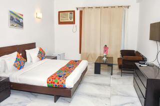 FabHotel Premium - 1