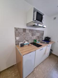 Studio entièrement équipé avec véranda commune - Neuilly-sur-Marne - 5