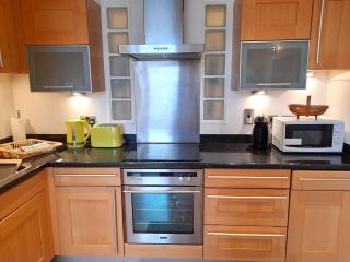 St Martin's View, 17 Easby Hall, 2 Bedroom, 2 bathroom with free private parking - Scarborough - 2