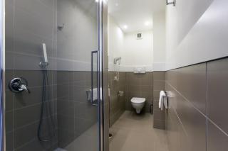 Sorrento Apartments - 8