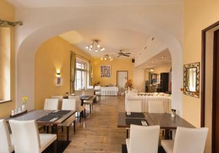 Hotel Goldenes Lamm - 1