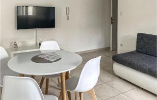 Stunning Apartment In Biograd Na Moru - 5