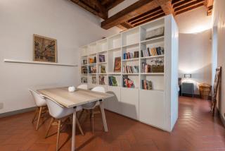 Porta Rossa Modern by Mmega - 2