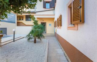 2 Bedroom Nice Apartment In Medulin - Medulin - 2
