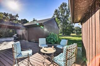 Spacious Seabrook Home with Patio 1 Mi to Beach! - Seabrook - 8