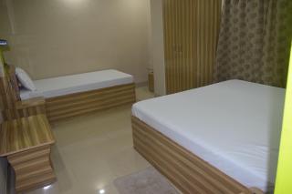 Airport Lodge - Siliguri - 6