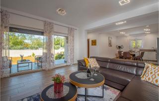 Lovely Home In Labin With Wifi - 6