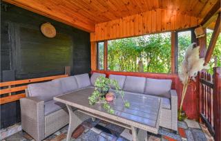 Nice Home In Augustanovec - - 7