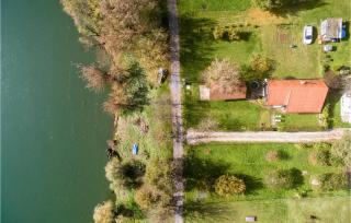 Nice Home In Augustanovec - - 6