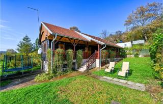Nice Home In Augustanovec - - 4