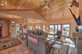 Cabin with Lake Views, 20 Mi to West Yellowstone - Island Park - 6