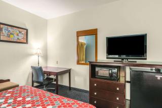 Econo Lodge Inn & Suites Pritchard Road North Little Rock - North Little Rock - 4