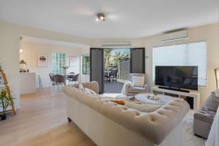 Elegant 2BR Family Home - Aircon - 5min to Beach - Auckland - 7