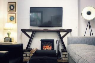 Urban Music Style Townhouse in Swansea city center - 1