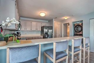 Lakefront Retreat Prime Osage Beach Location! - Osage Beach - 2