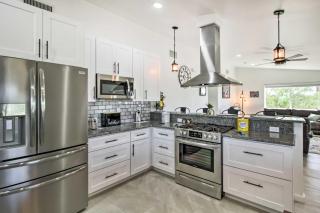 Classy Tucson Escape with Fire Pit on 5 Acres! - Tucson - 3