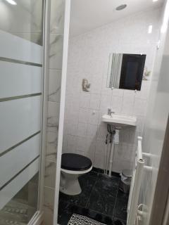Studio entièrement équipé avec véranda commune - Neuilly-sur-Marne - 1