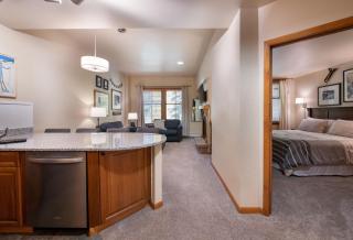 Zephyr Mountain Lodge Premium-Rated 2108 - 3