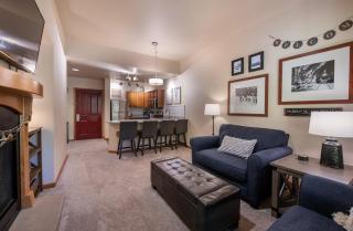 Zephyr Mountain Lodge Premium-Rated 2108 - 4