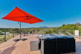 Villa à l'entrée de Porticcio - Piscine - Vue dégagée - Cauro - 9