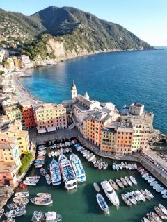 Da un'antica dimora di pescatori sul porticciolo - Camogli - 1