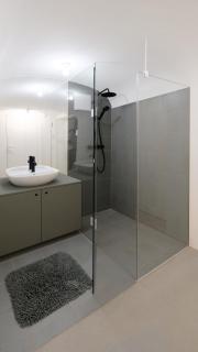 HERZIGE WOHNUNG IN ALTEM GEMÄUER - 2