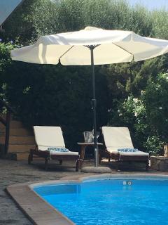VILLA VITTORIA with PRIVATE HEATED SWIMMING POOL COMPLETE WITH HIDROMASSAGE FOR EXCLUSIVE USE , SEA VIEW, 150 METERS FROM THE BEACH - Torre delle Stelle - 1